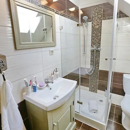 Pensjonat Kalvin Restaurant & 3*
