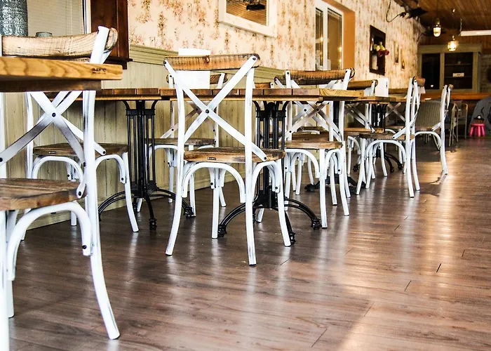 Kalvin Restaurant & 3*